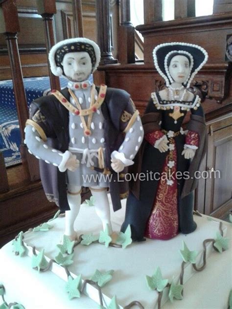 tudor cake